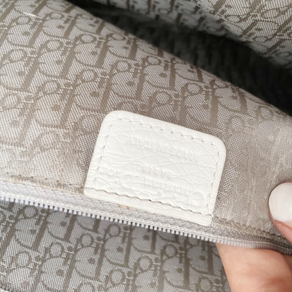 Christian Dior white leather double pocket purse - Picture 11 of 13